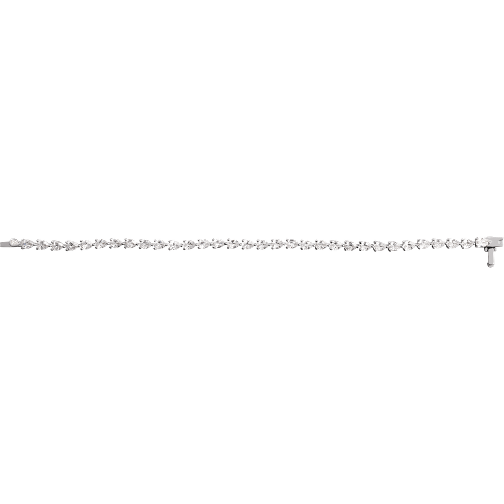 A long, straight necklace made of small, clear diamonds.